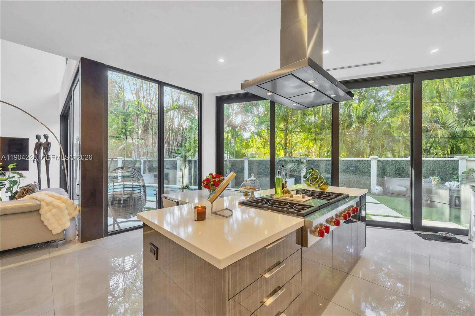 3764 Carmen Ct, Miami, FL 33133 - For Sale photo 9