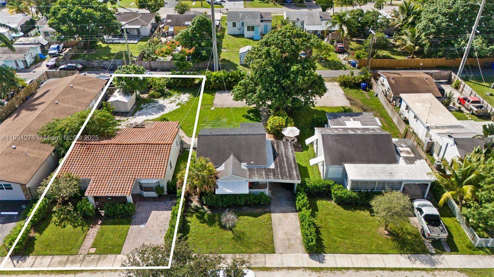 2226 Cleveland St, Hollywood, FL 33020 - For Sale photo 4
