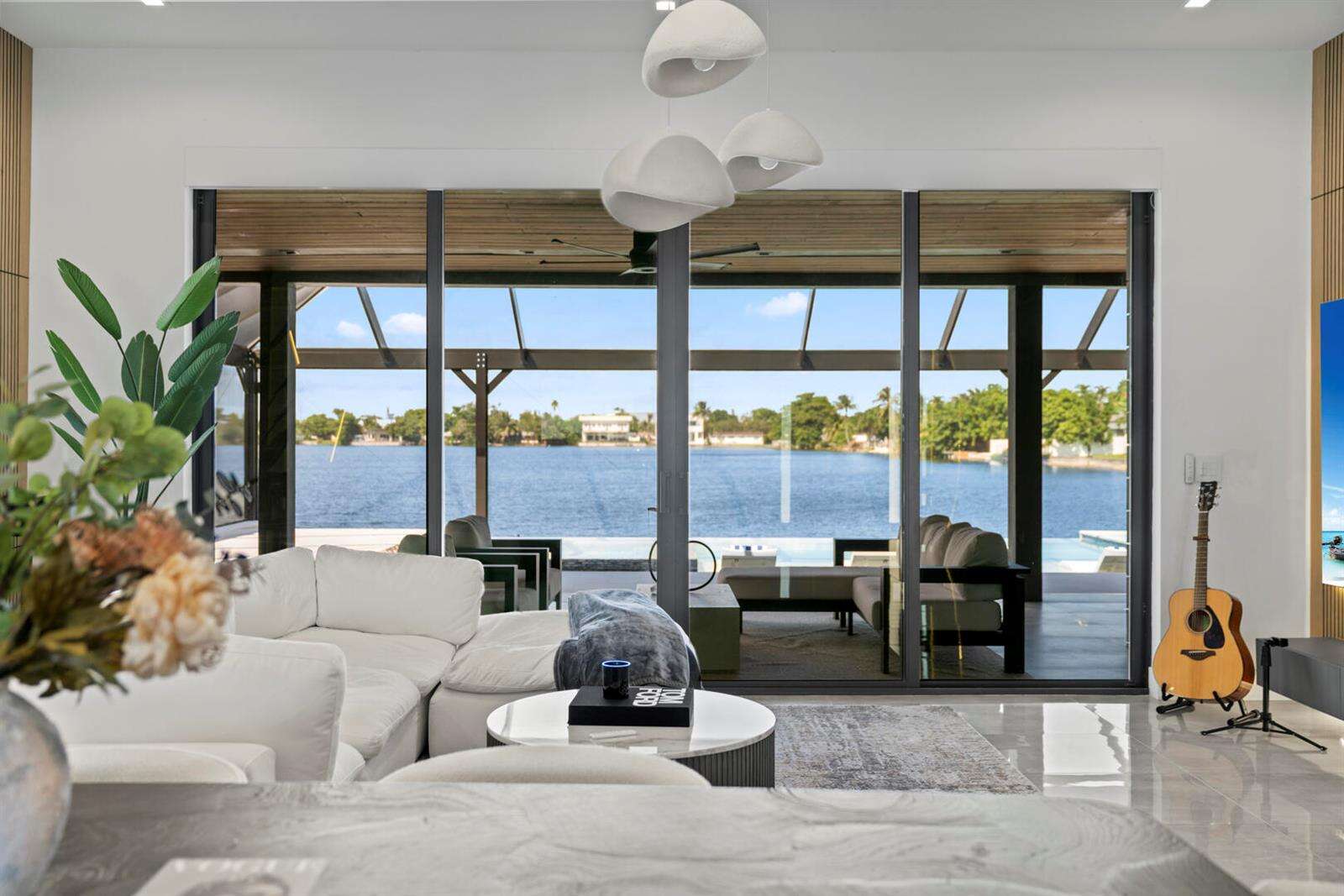 2511 209th, Miami, FL 33180 - For Sale photo 16
