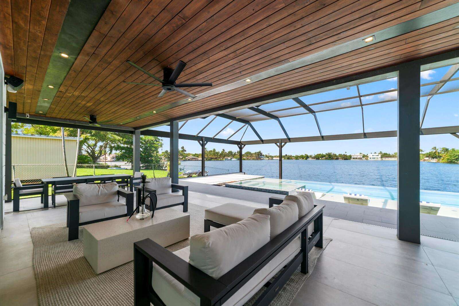 2511 209th, Miami, FL 33180 - For Sale photo 24