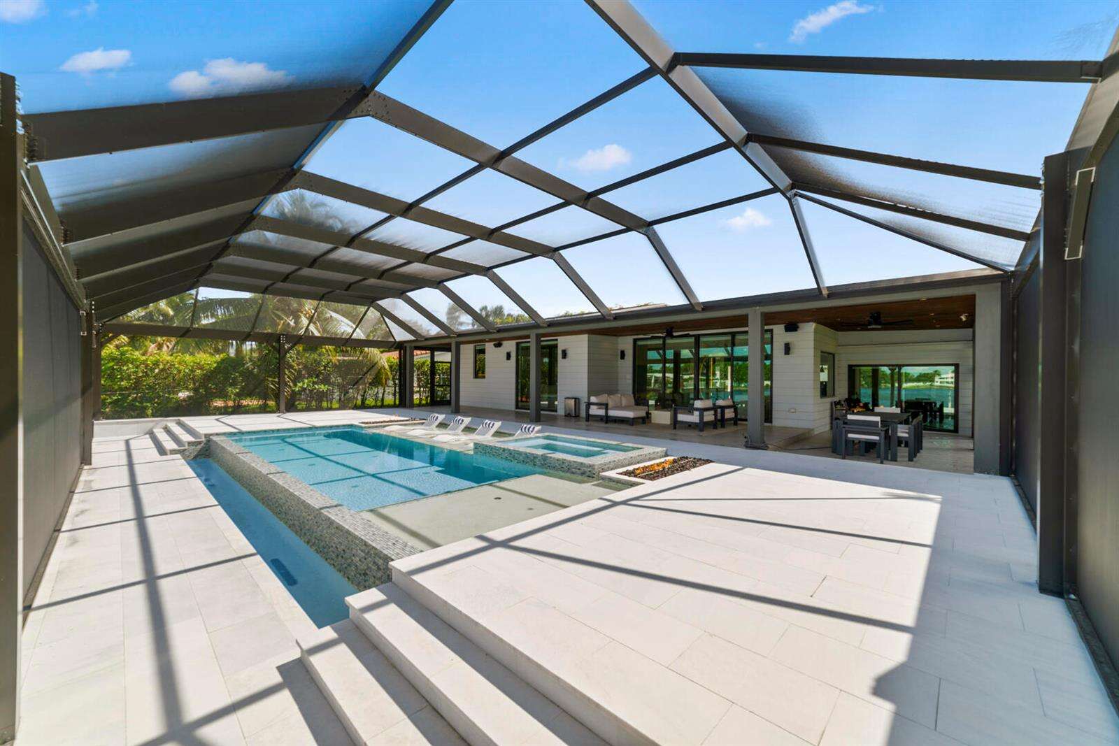 2511 209th, Miami, FL 33180 - For Sale photo 25
