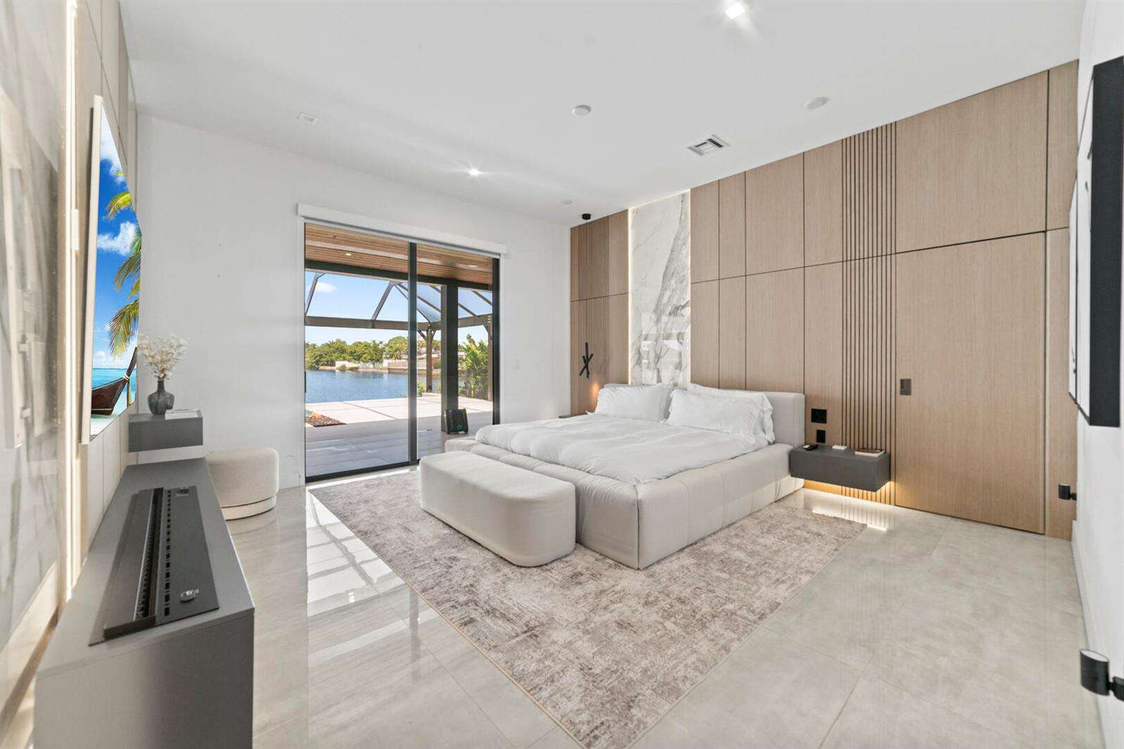 2511 209th, Miami, FL 33180 - For Sale photo 29