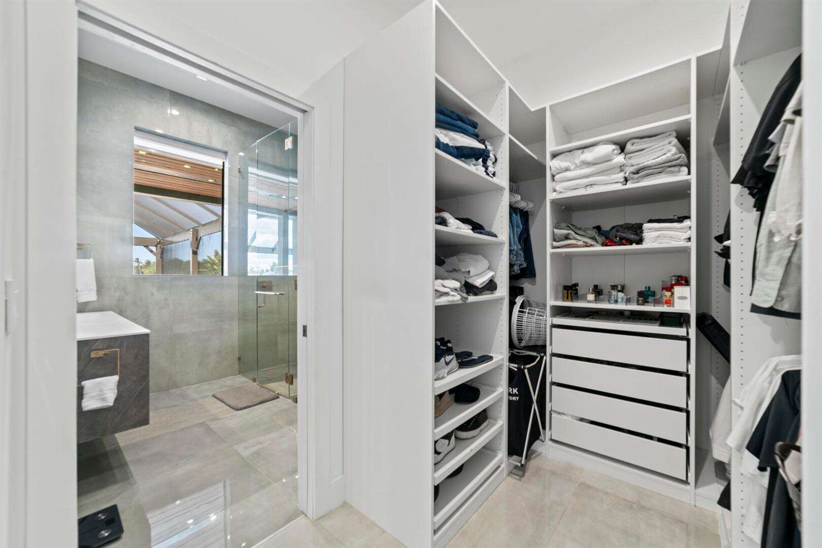 2511 209th, Miami, FL 33180 - For Sale photo 32