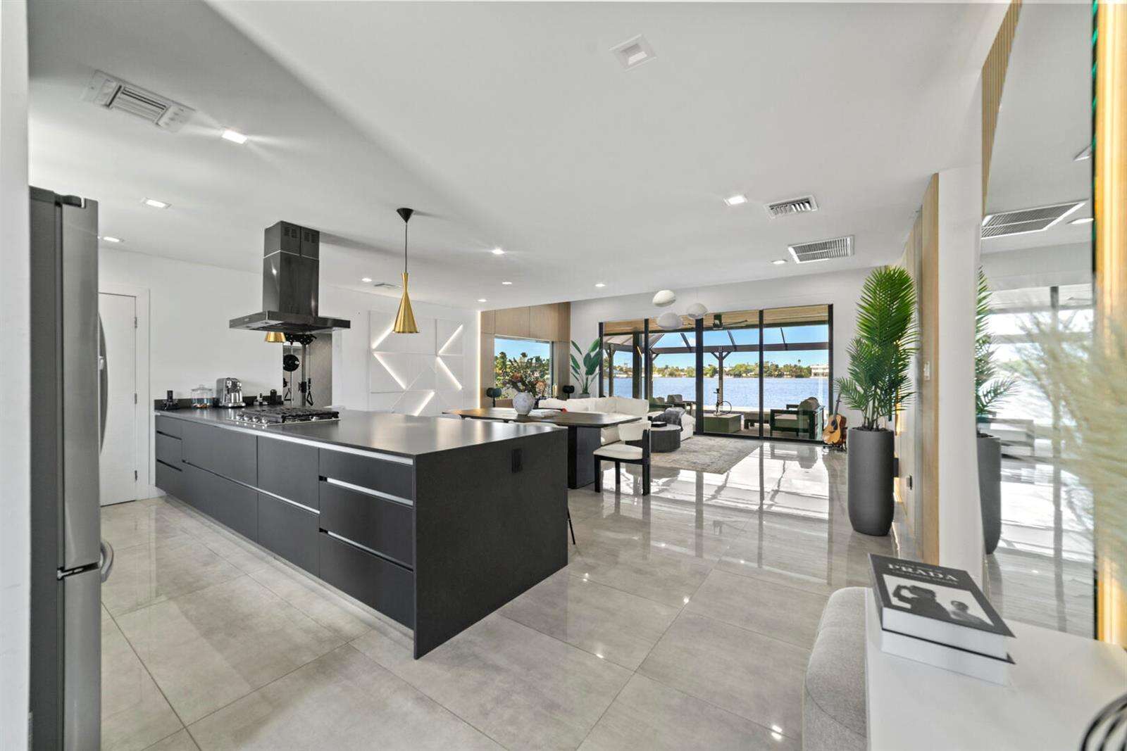 2511 209th, Miami, FL 33180 - For Sale photo 5