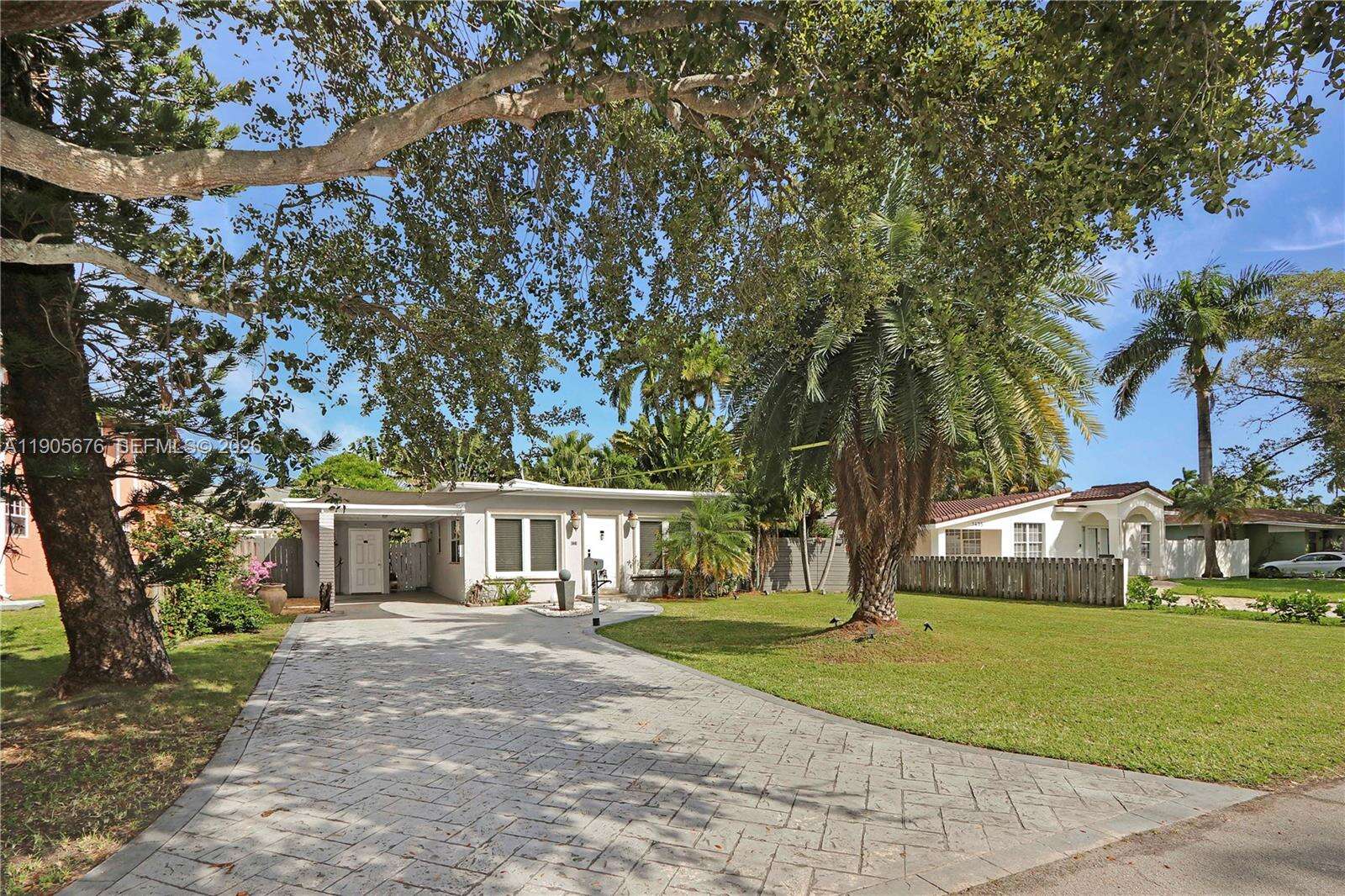 1441 Grant St, Hollywood, FL 33020 | Picture 1