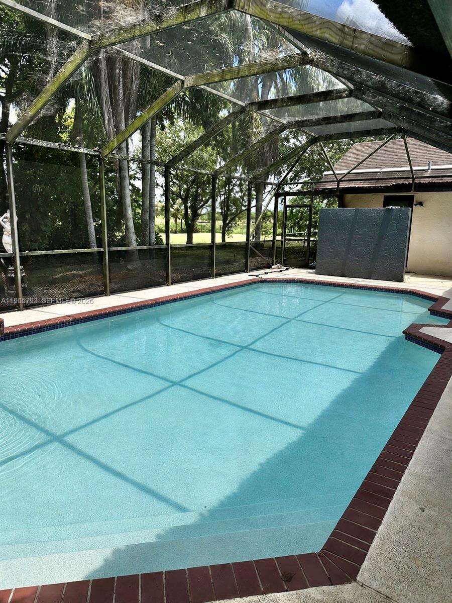 18750 207th Ave, Miami, FL 33187 - For Sale photo 5
