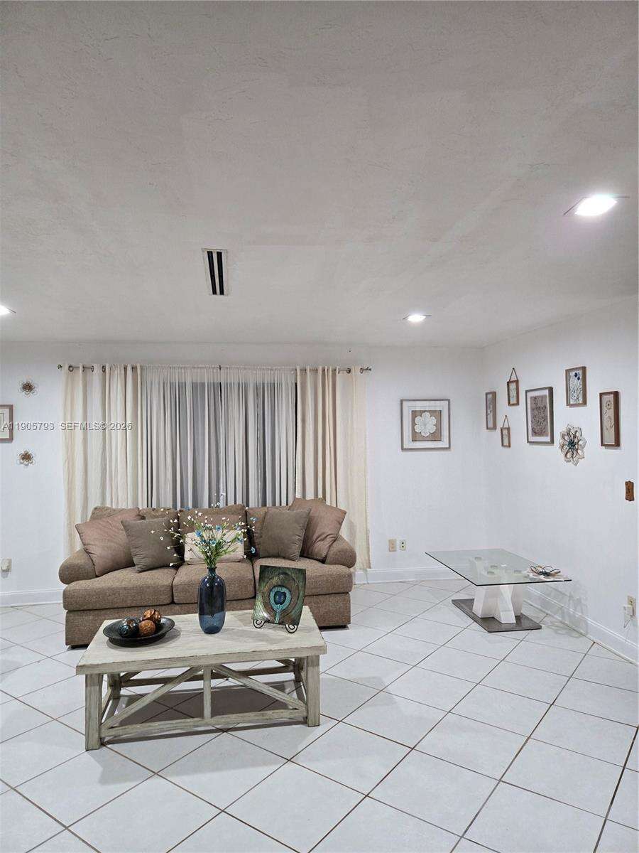 18750 207th Ave, Miami, FL 33187 - For Sale photo 9