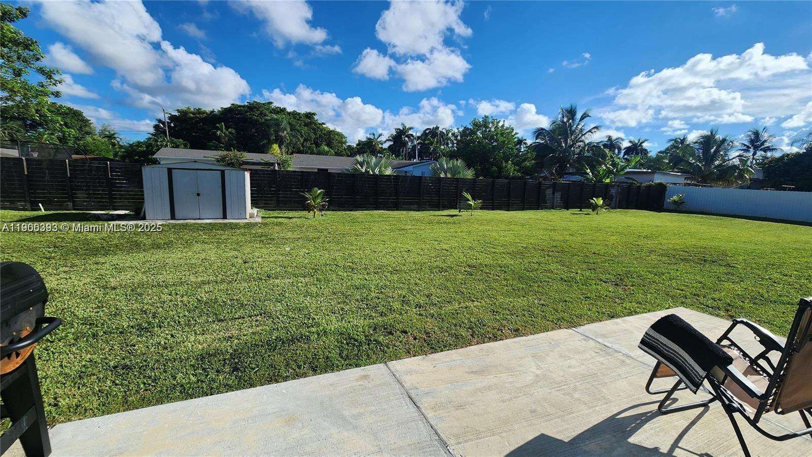 295 150th St, Miami, FL 33161 - For Sale photo 7