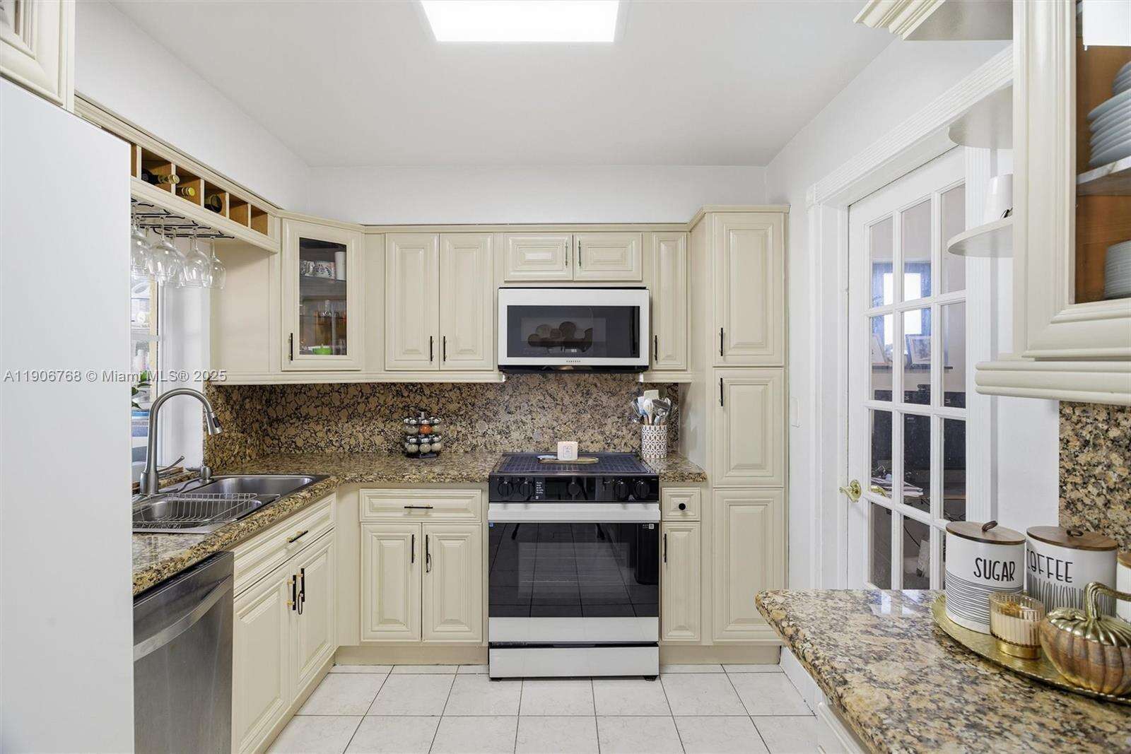 7511 Taylor St, Hollywood, FL 33024 - For Sale photo 13