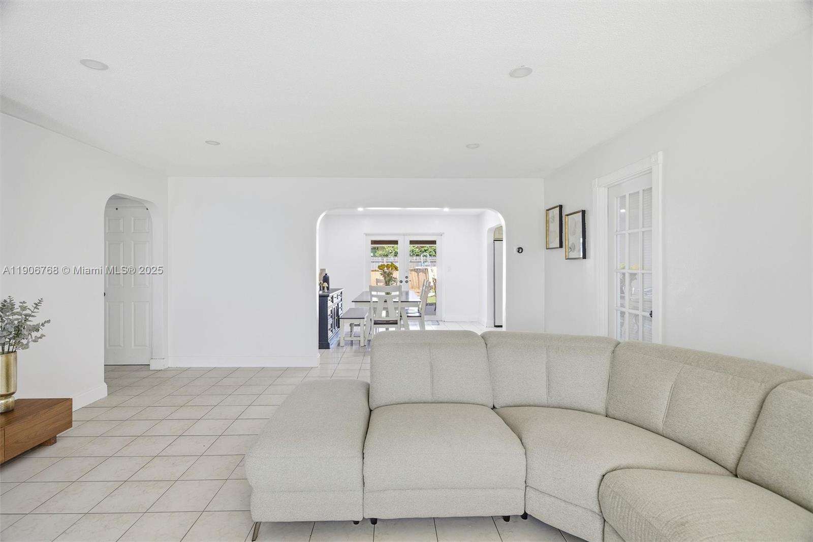 7511 Taylor St, Hollywood, FL 33024 - For Sale photo 5