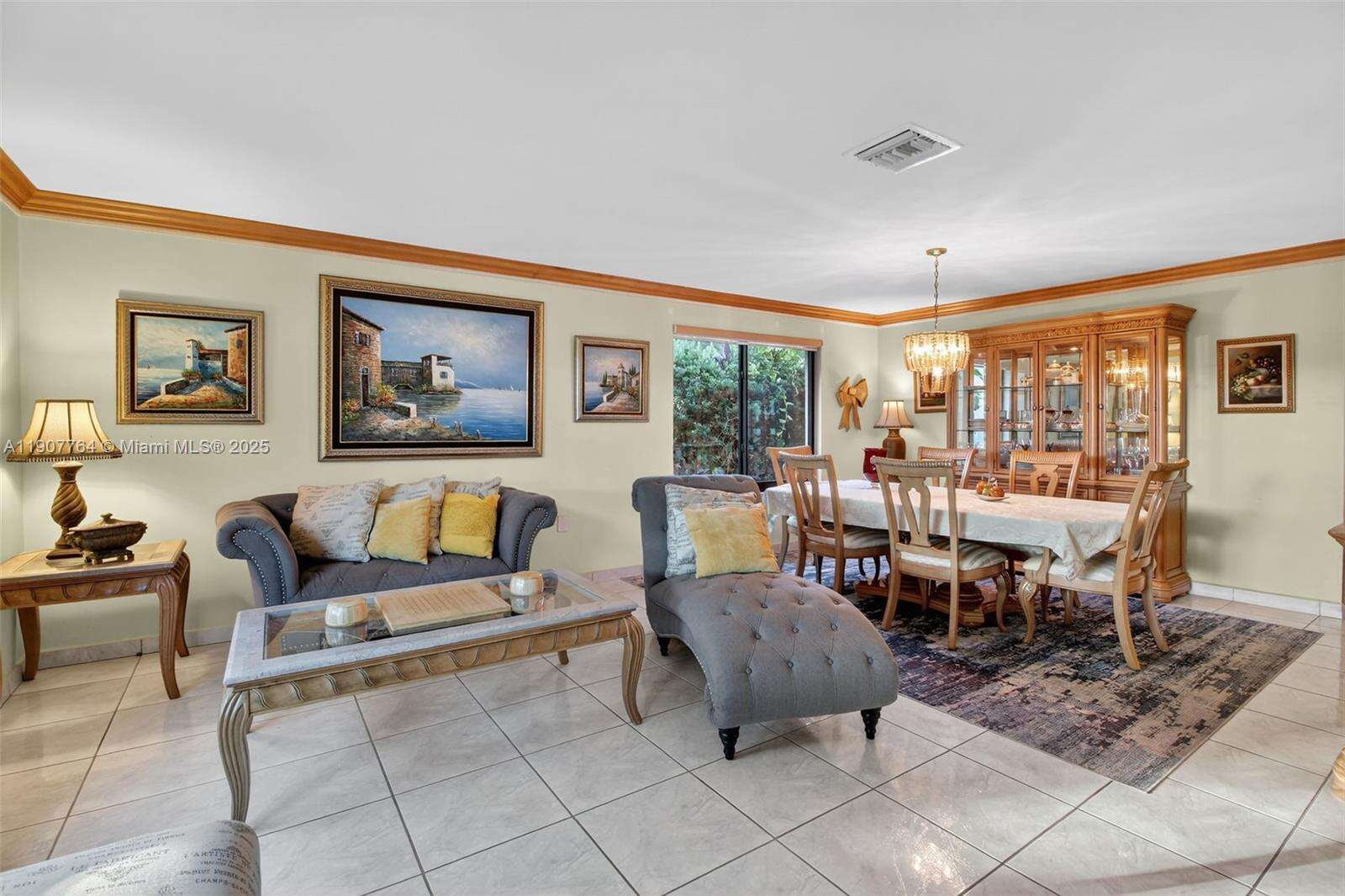 15010 Dunbarton Pl, Miami Lakes, FL 33016 | Picture 12