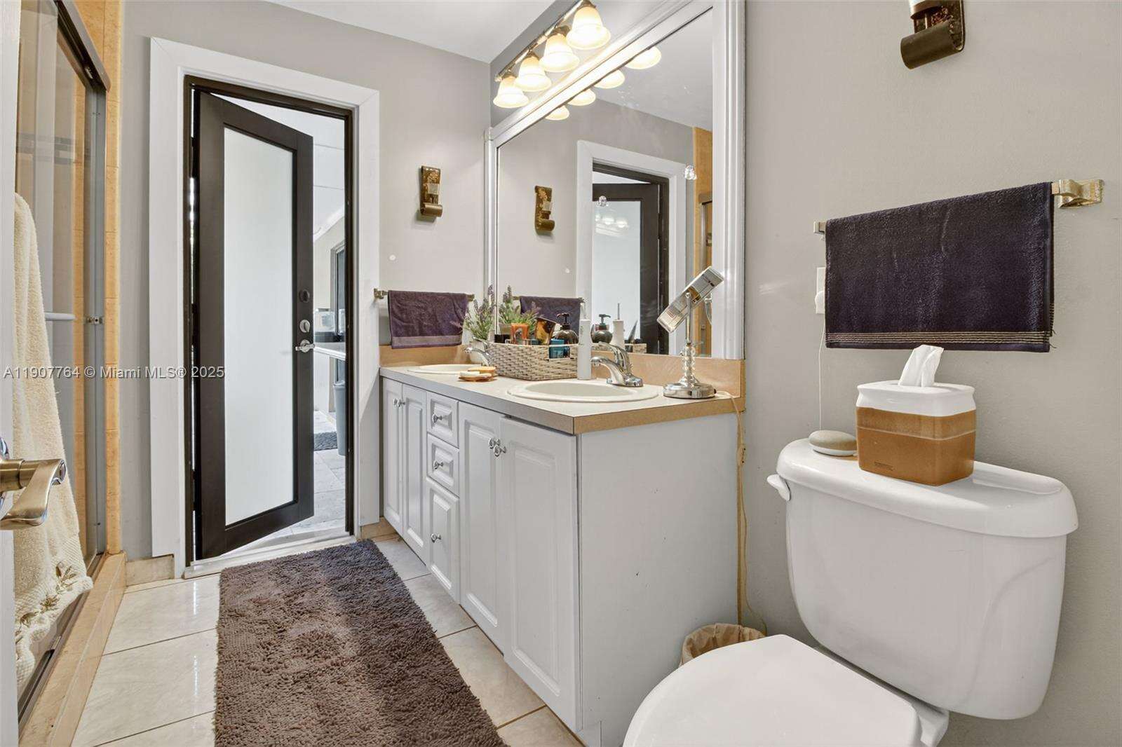 15010 Dunbarton Pl, Miami Lakes, FL 33016 | Picture 18