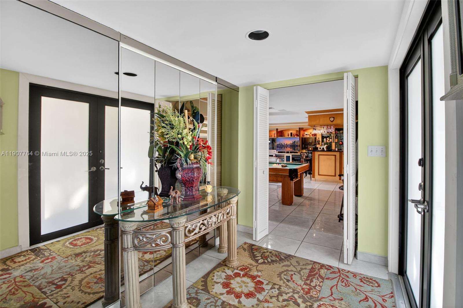 15010 Dunbarton Pl, Miami Lakes, FL 33016 | Picture 5