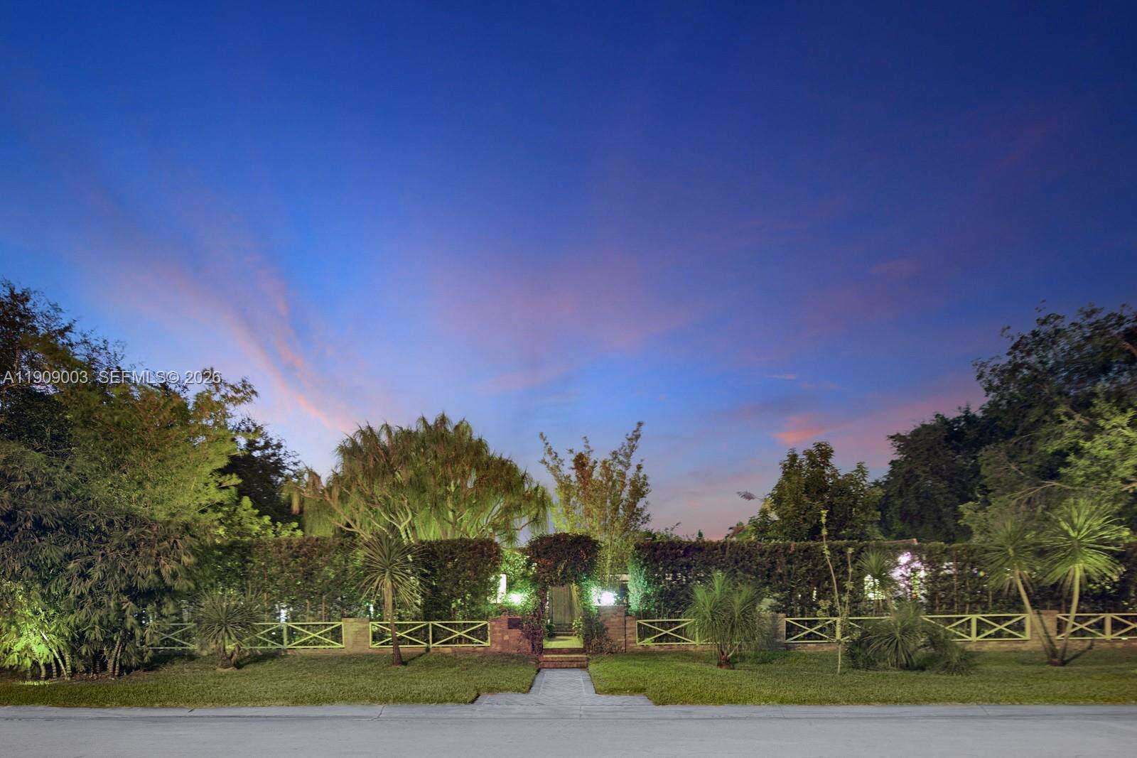 575 Hibiscus Ln, Miami, FL 33137 | Picture 72