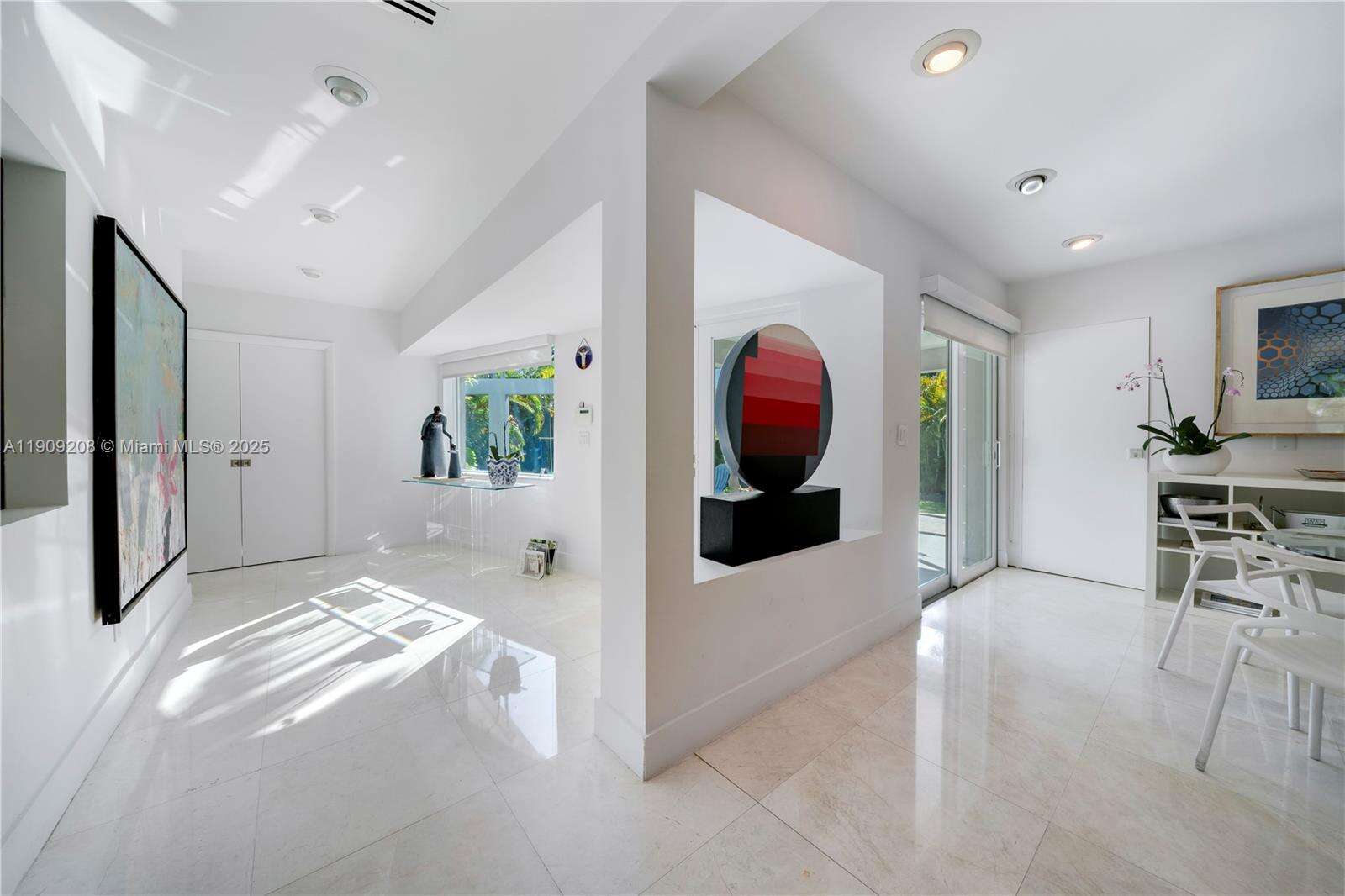 1616 Bayshore Dr, Miami, FL 33133 | Picture 12