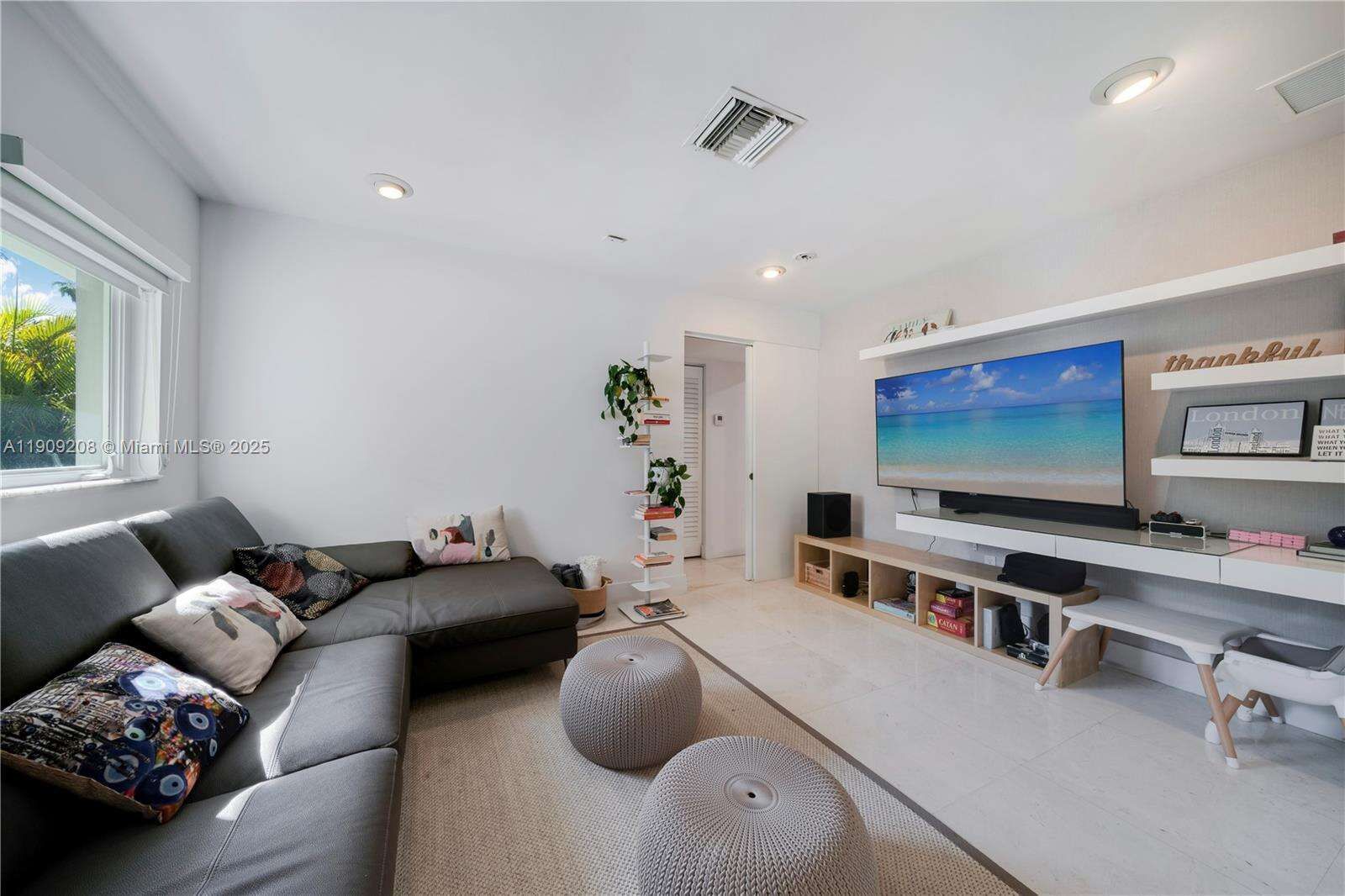 1616 Bayshore Dr, Miami, FL 33133 | Picture 18