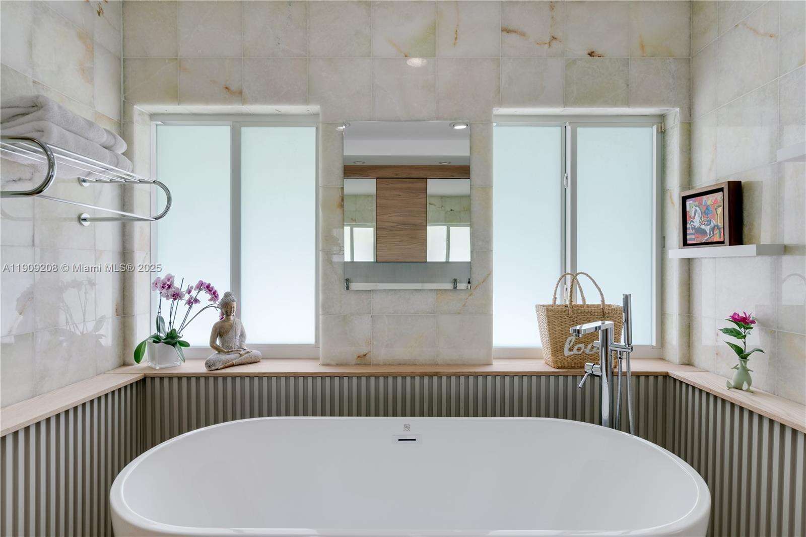 1616 Bayshore Dr, Miami, FL 33133 | Picture 32