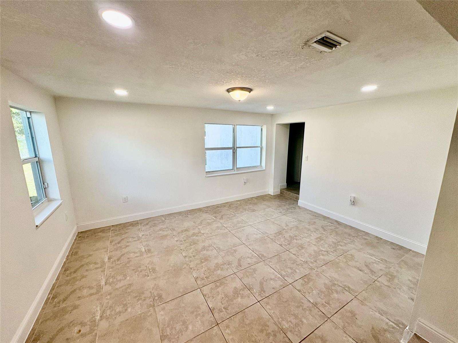 730 Arizona, Fort Lauderdale, FL 33312 - For Sale photo 22
