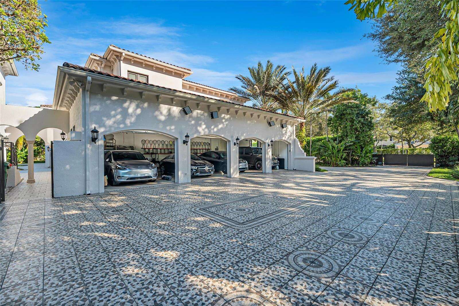 4955 83rd, Miami, FL 33143 - For Sale photo 10