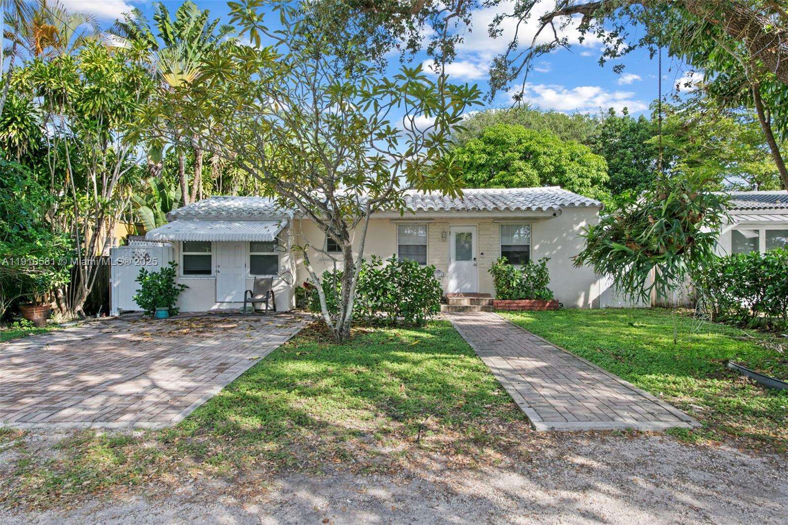 2231 Cleveland St, Hollywood, FL 33020 - For Sale photo 1