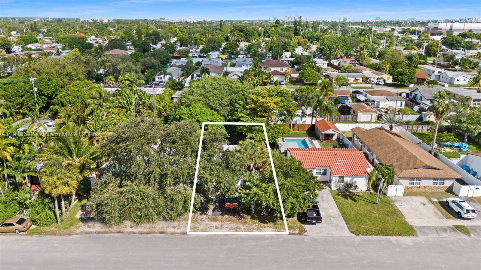 2227 Cleveland St, Hollywood, FL 33020 - For Sale photo 3