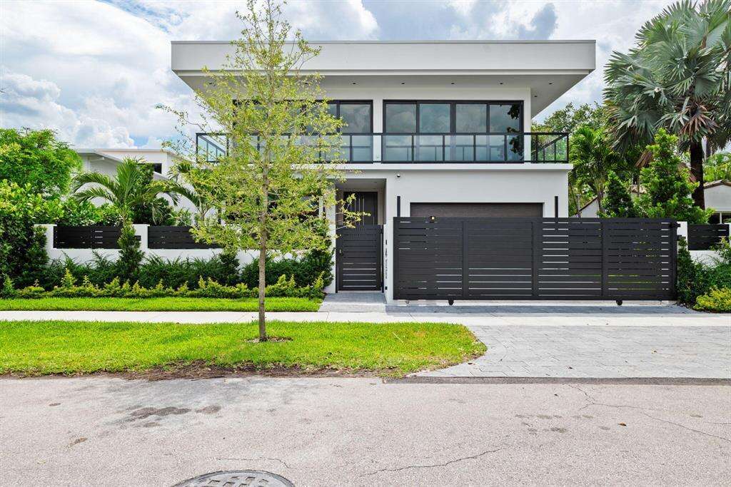 607 17th, Fort Lauderdale, FL 33304 - For Sale photo 2