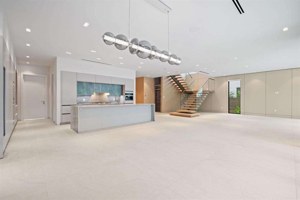 607 17th, Fort Lauderdale, FL 33304 - For Sale photo 5