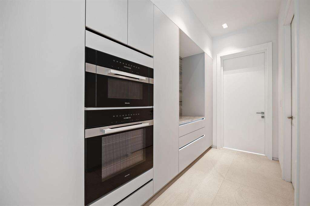 607 17th, Fort Lauderdale, FL 33304 - For Sale photo 9