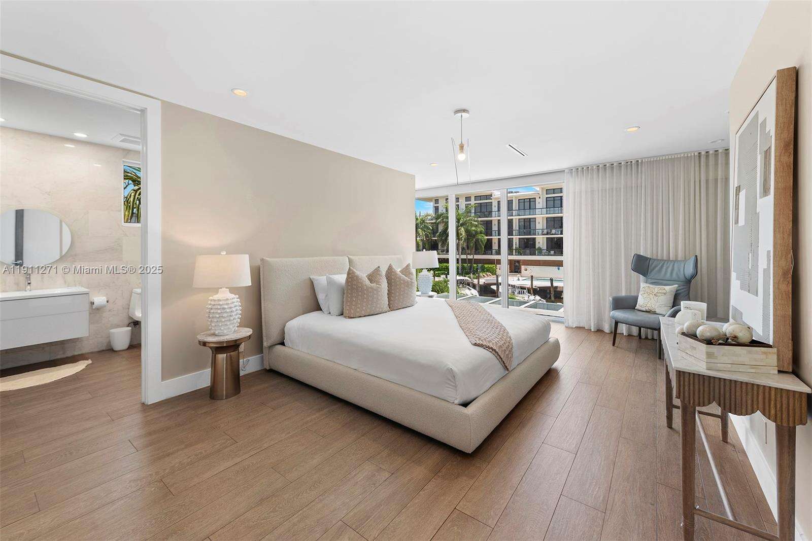 1319 Seminole Dr, Fort Lauderdale, FL 33304 - For Sale photo 14