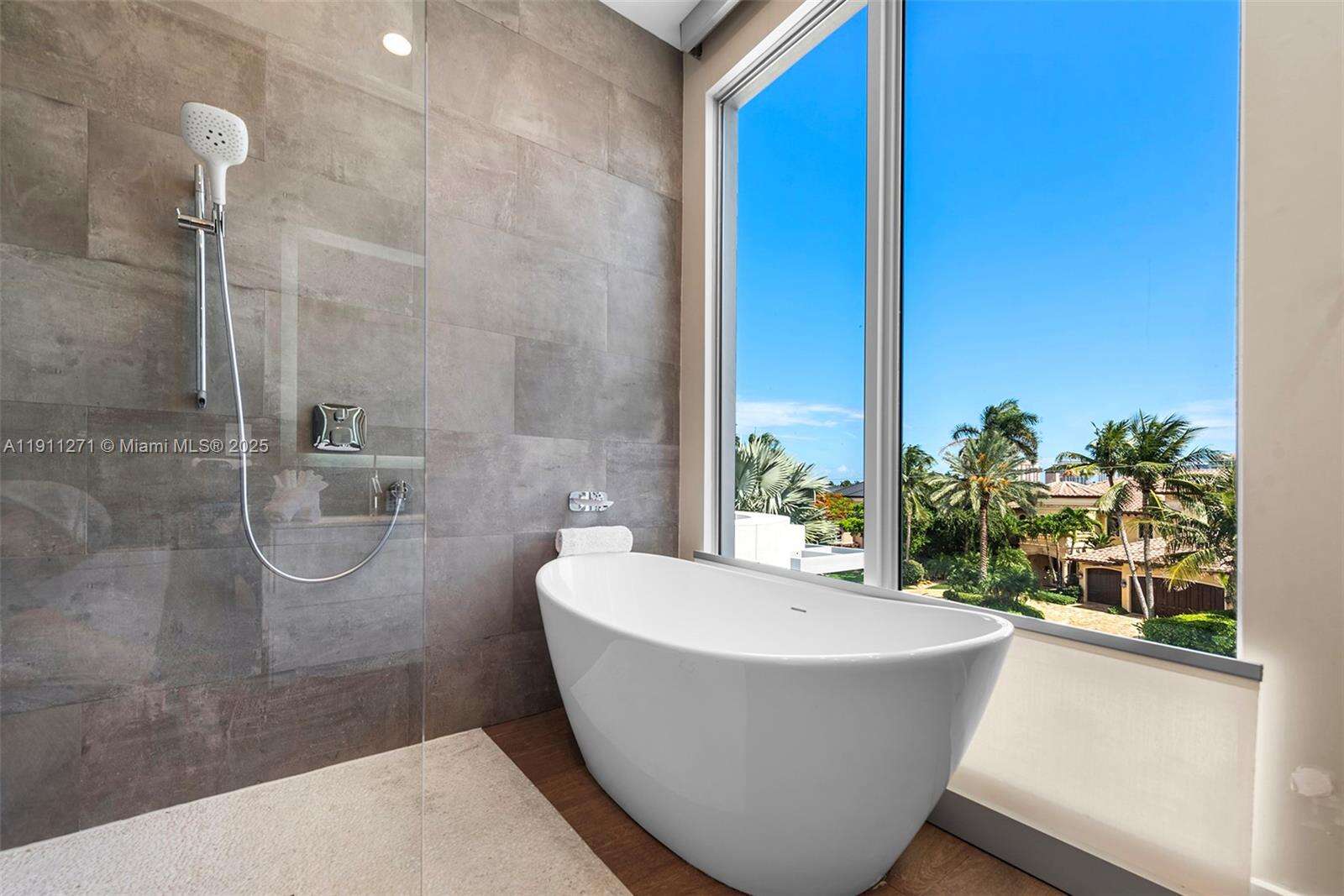1319 Seminole Dr, Fort Lauderdale, FL 33304 - For Sale photo 29