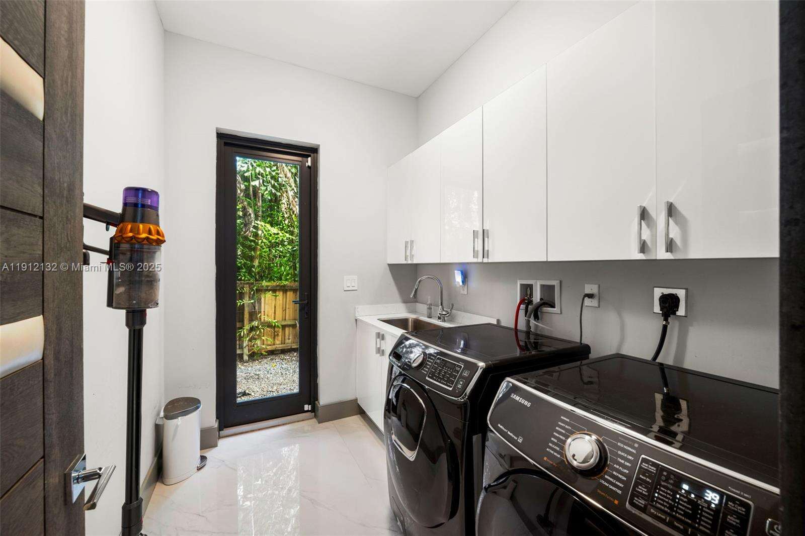 4185 Ventura Ave, Coconut Grove, FL 33133 | Picture 50