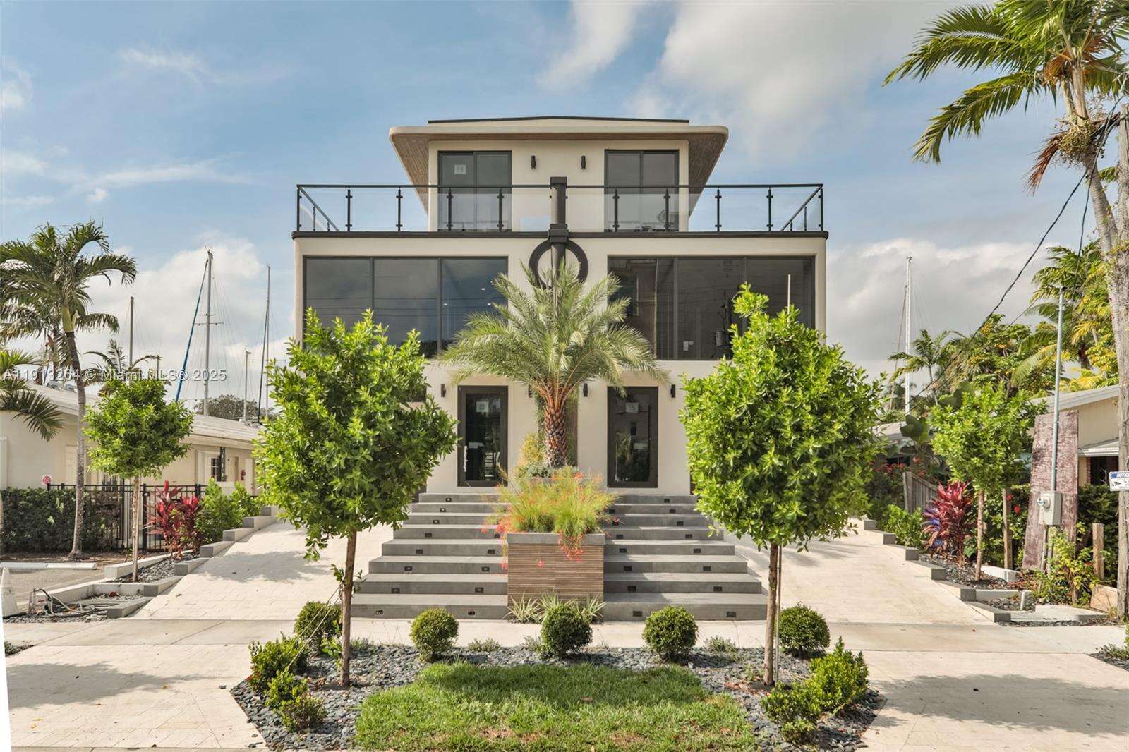 323 Hendricks Isle, Fort Lauderdale, FL 33301 | Picture 2