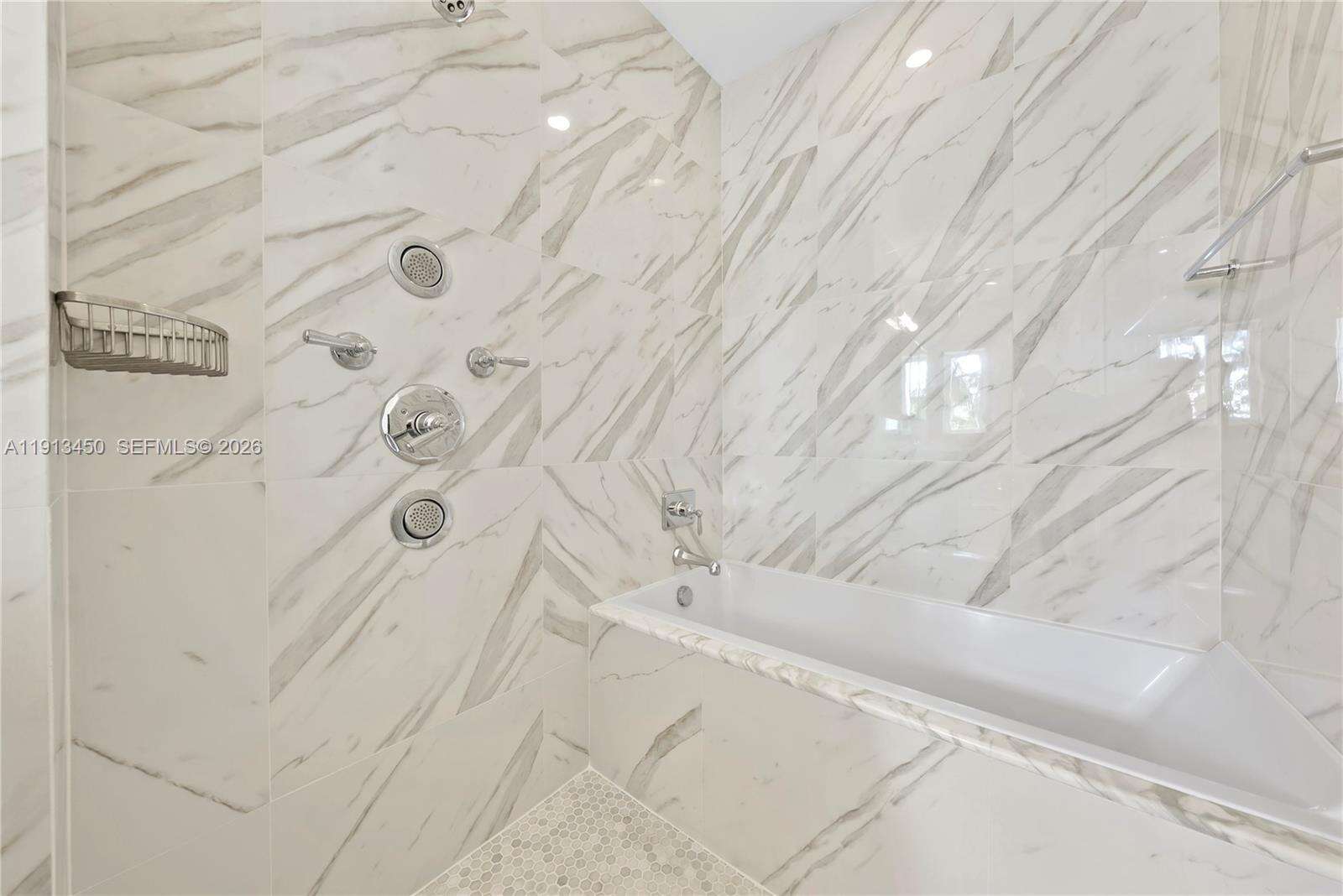 5800 La Gorce Dr, Miami Beach, FL 33140 - For Sale photo 15