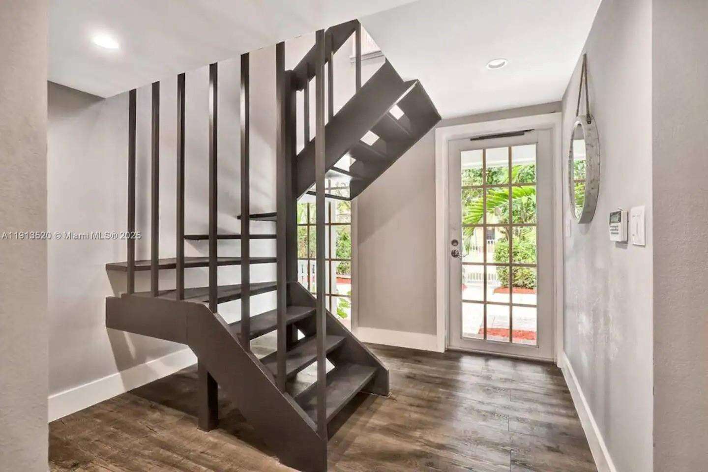 1025 Southlake Dr, Hollywood, FL 33019 | Picture 22