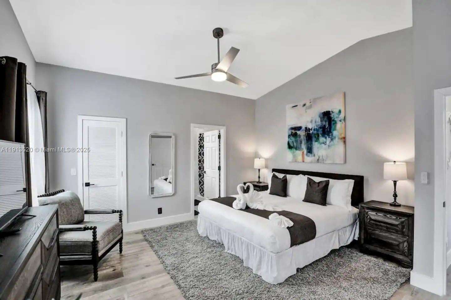 1025 Southlake Dr, Hollywood, FL 33019 | Picture 25