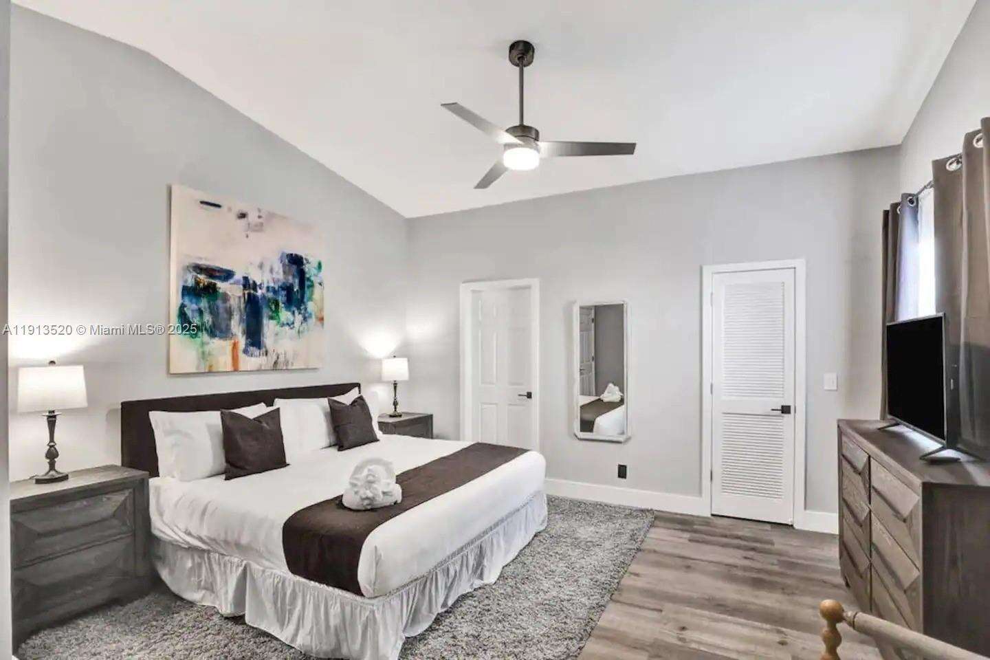 1025 Southlake Dr, Hollywood, FL 33019 | Picture 28