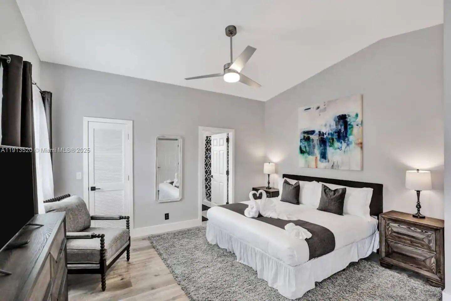 1025 Southlake Dr, Hollywood, FL 33019 | Picture 35