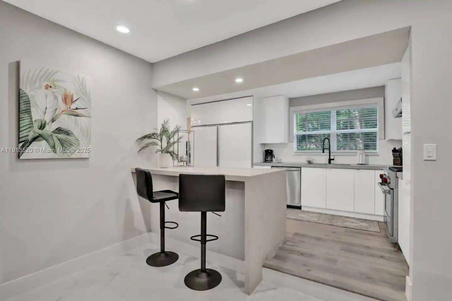 1025 Southlake Dr, Hollywood, FL 33019 | Picture 38