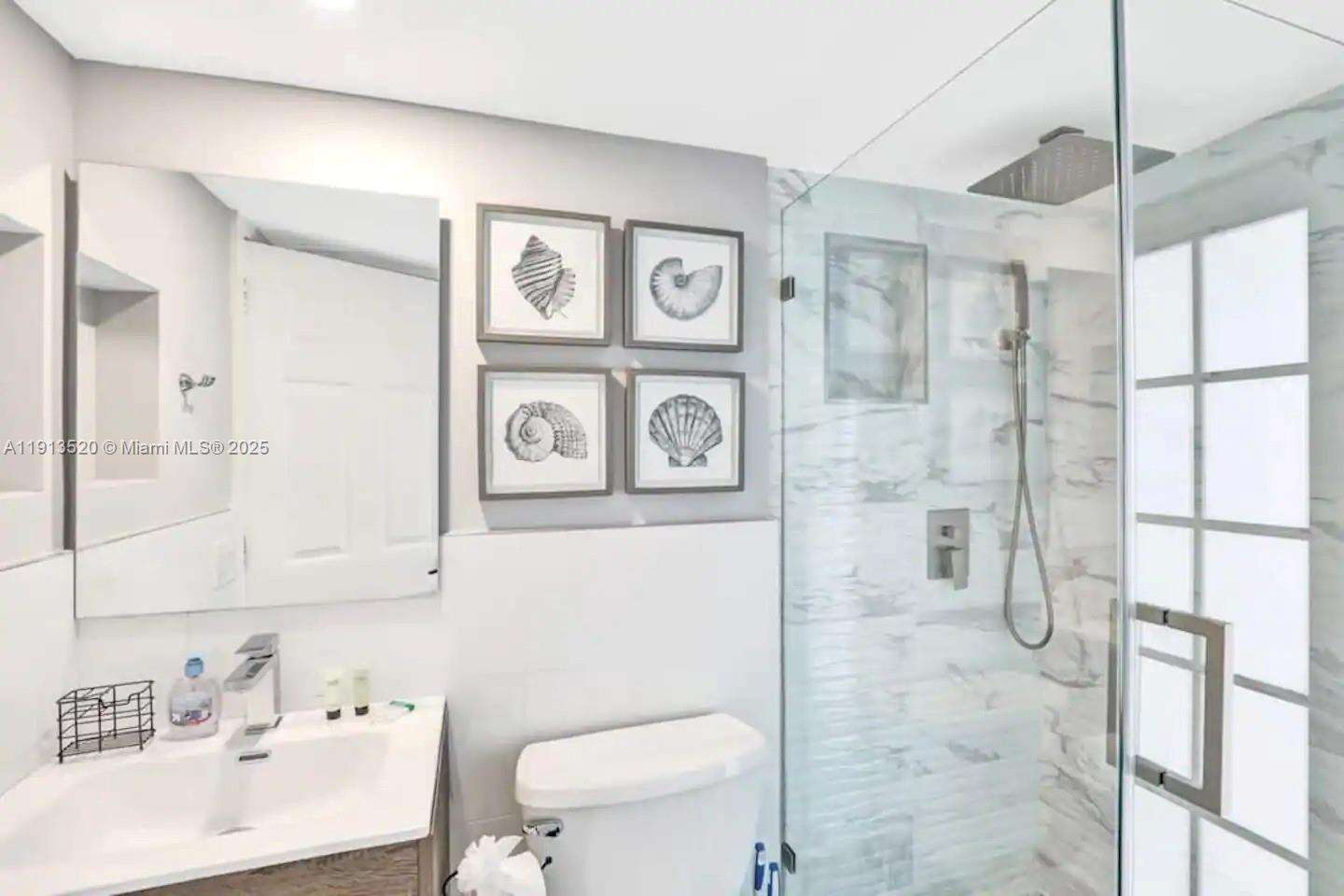 1025 Southlake Dr, Hollywood, FL 33019 | Picture 40