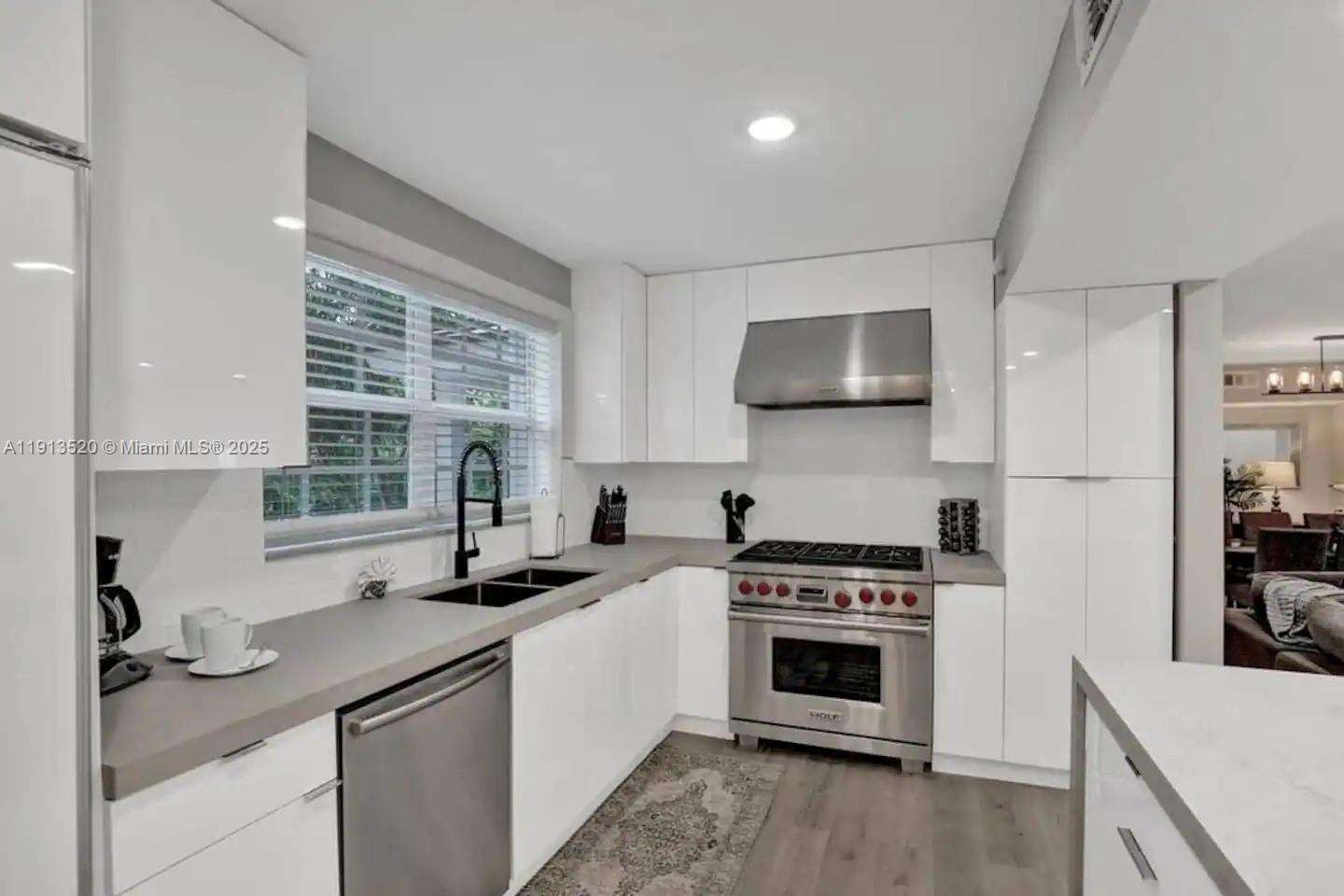 1025 Southlake Dr, Hollywood, FL 33019 | Picture 45