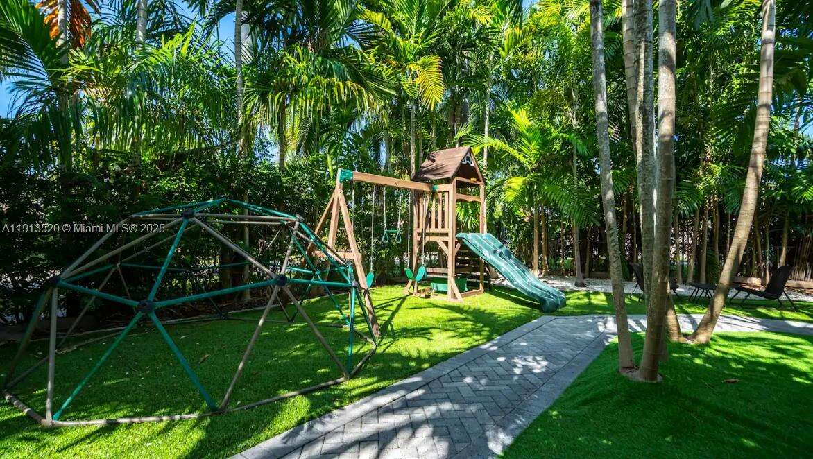 1025 Southlake Dr, Hollywood, FL 33019 | Picture 58