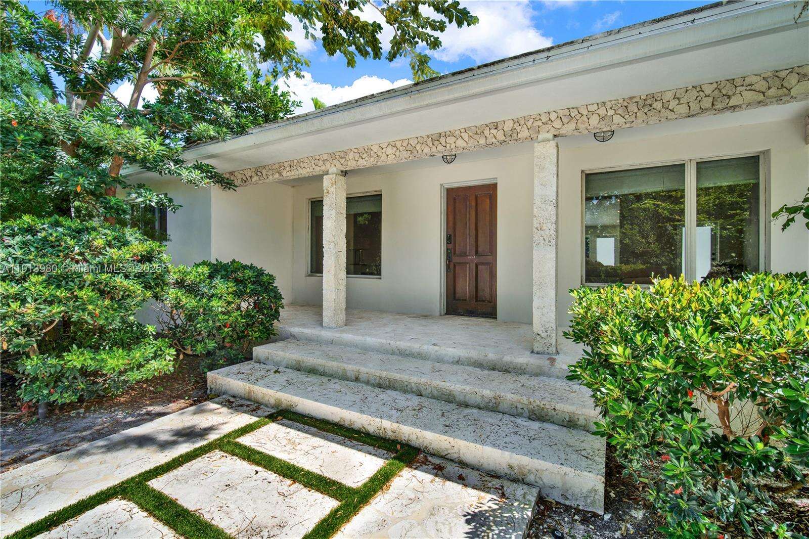 520 Bay Point Rd, Miami, FL 33137 | Picture 3