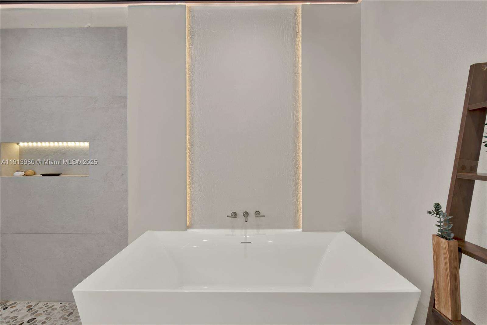 520 Bay Point Rd, Miami, FL 33137 | Picture 32