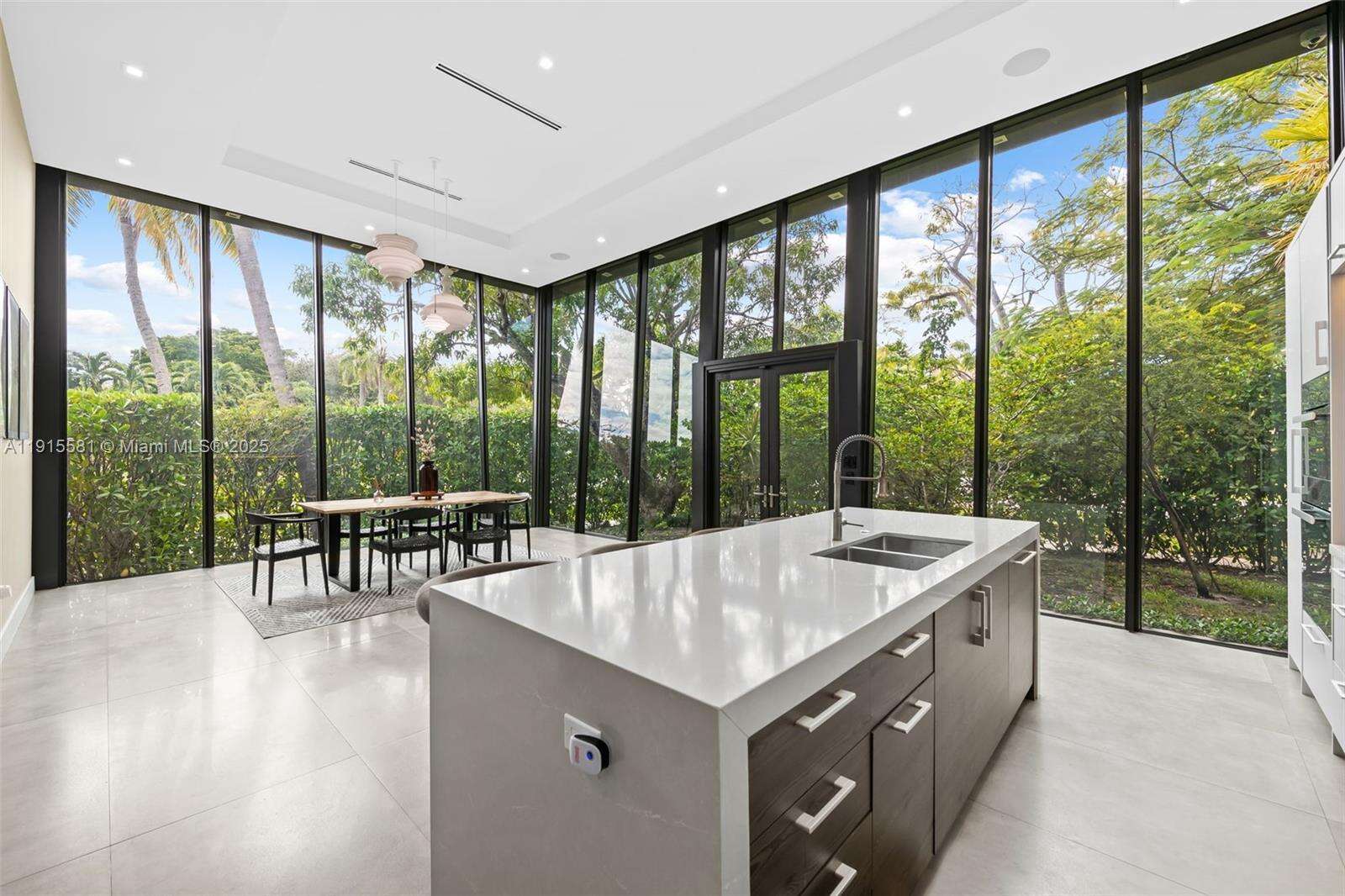 624 Victoria Park Rd, Fort Lauderdale, FL 33304 | Picture 11