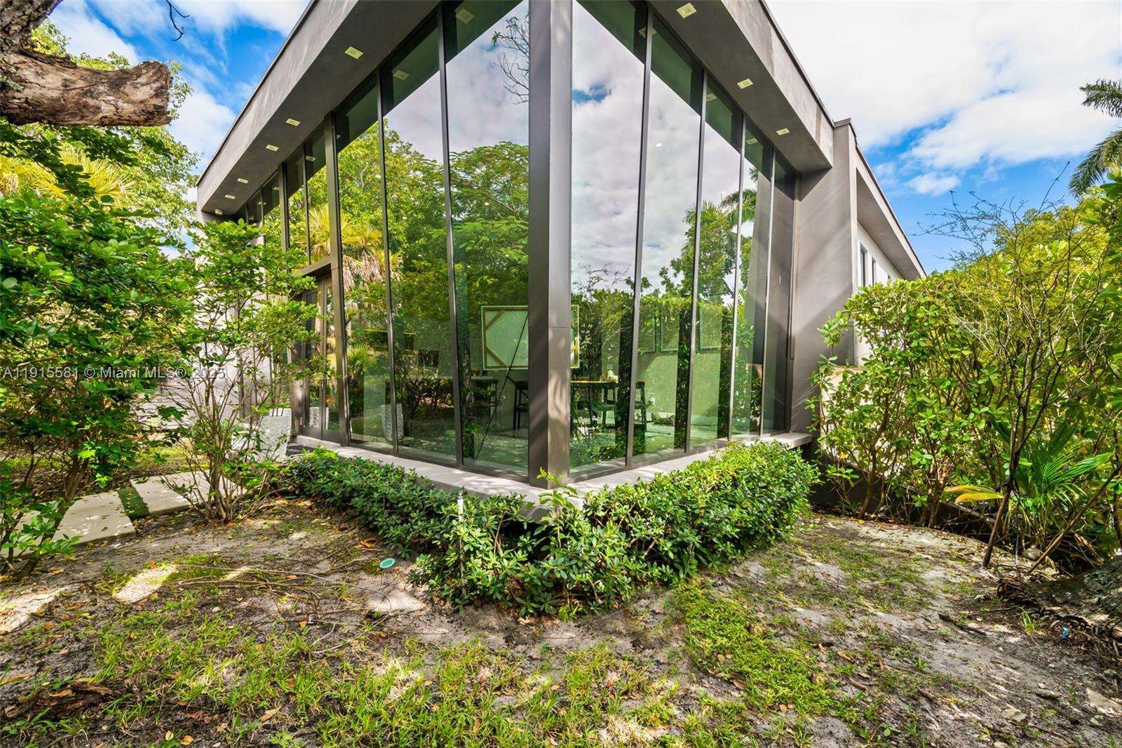 624 Victoria Park Rd, Fort Lauderdale, FL 33304 | Picture 8