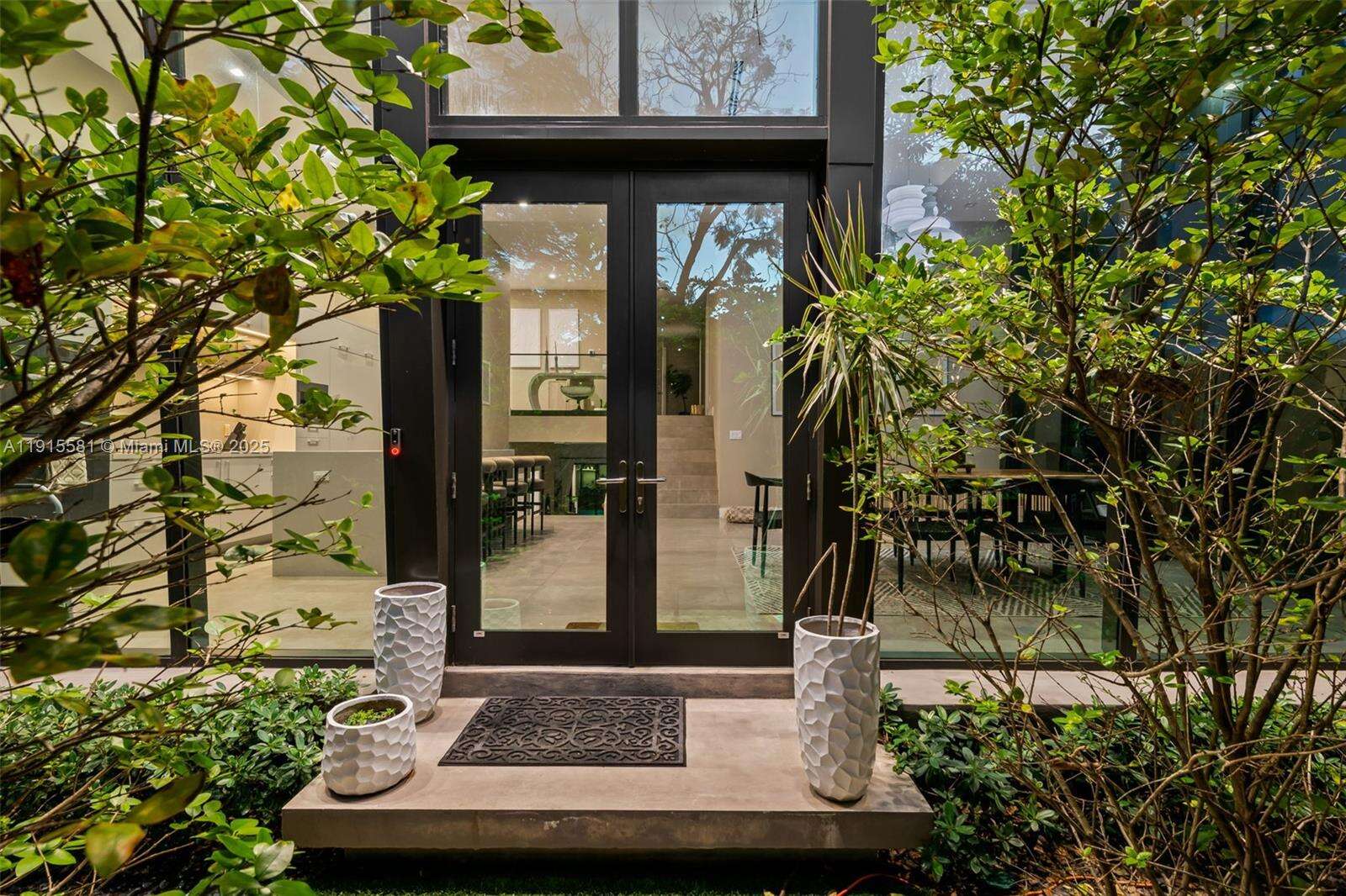 624 Victoria Park Rd, Fort Lauderdale, FL 33304 | Picture 9