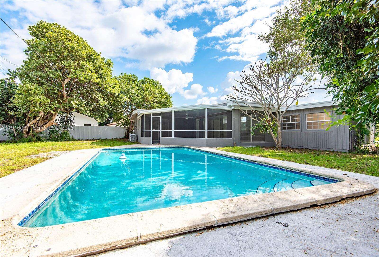 429 Evanston Cir, Fort Lauderdale, FL 33312 | Picture 5