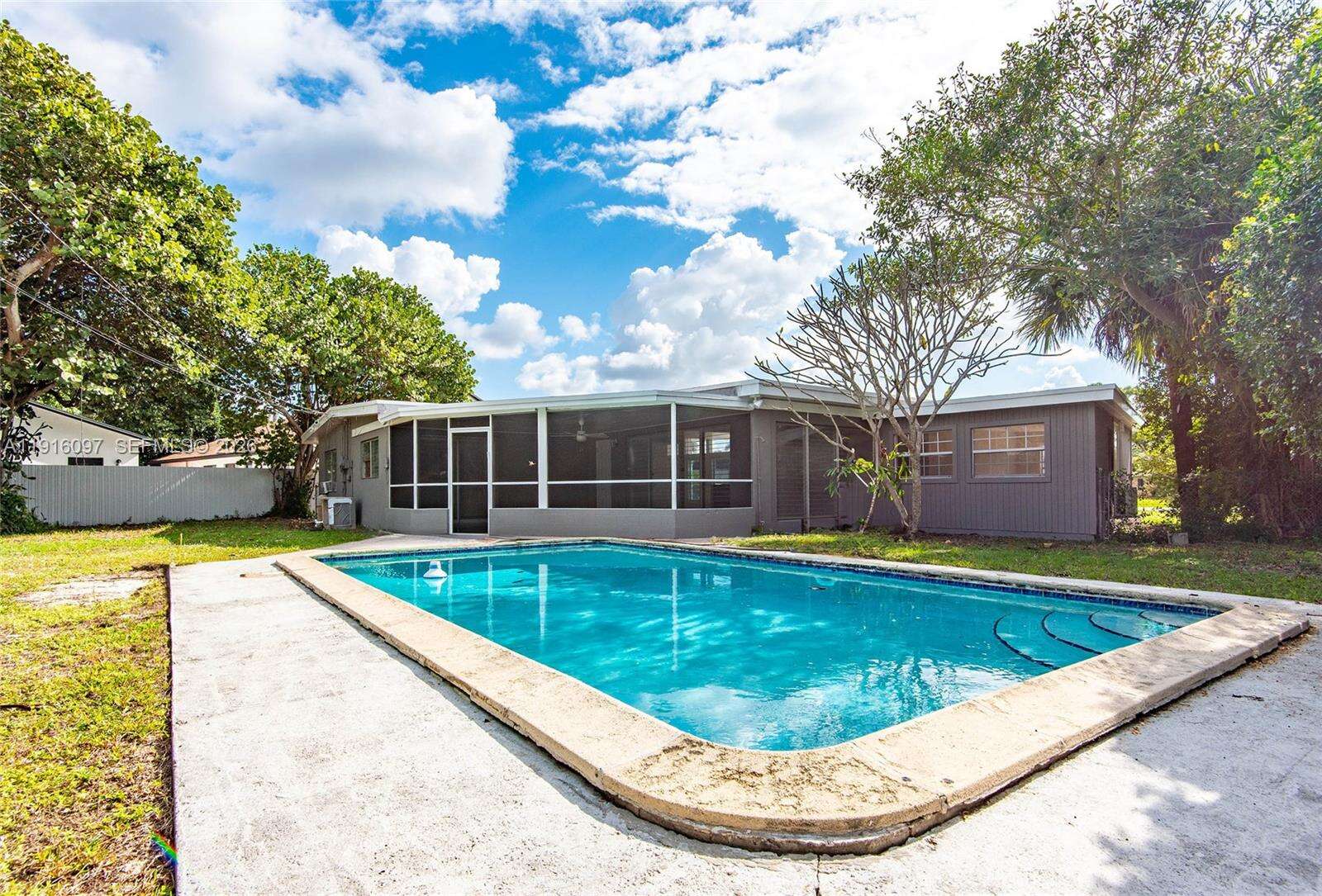 429 Evanston Cir, Fort Lauderdale, FL 33312 | Picture 6