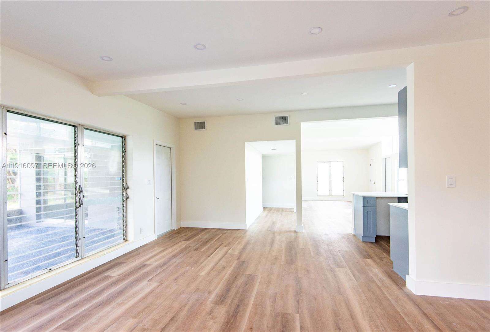 429 Evanston Cir, Fort Lauderdale, FL 33312 | Picture 7