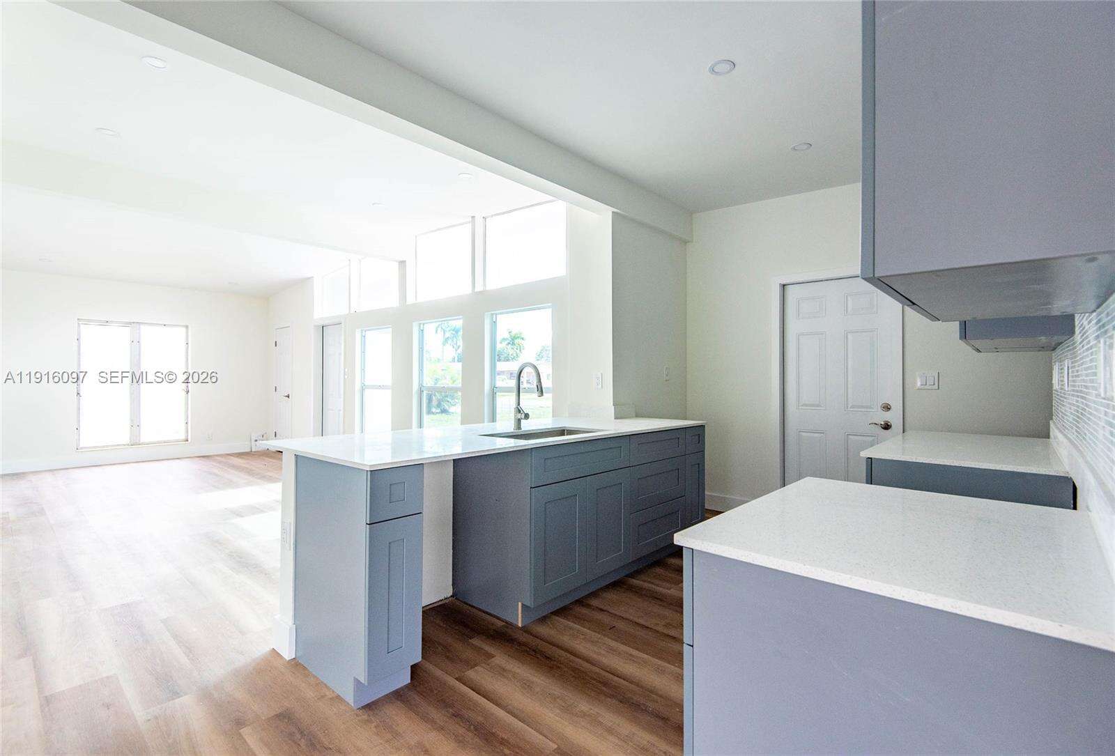 429 Evanston Cir, Fort Lauderdale, FL 33312 | Picture 10